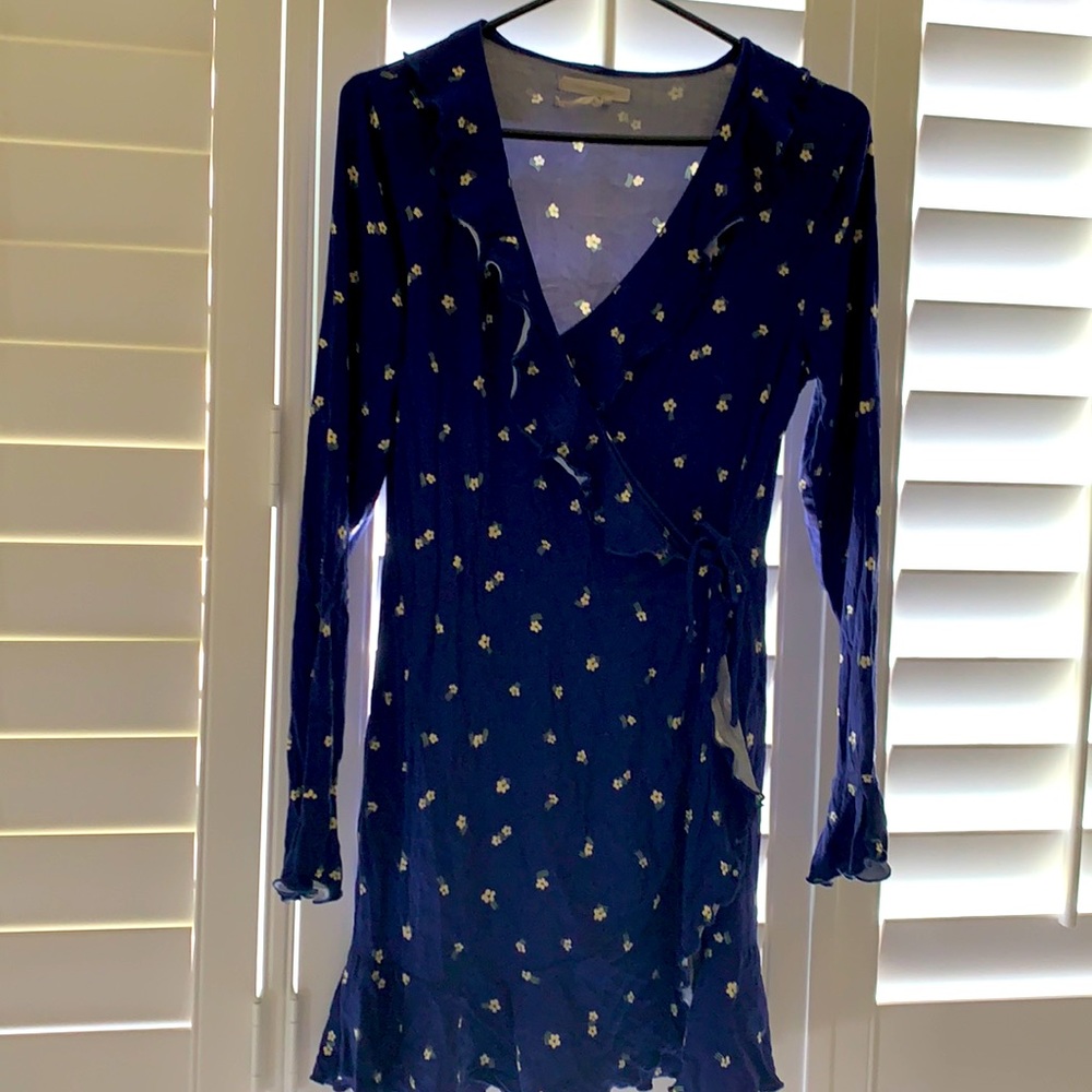 Size Medium Urban Outfitters Blue Ruffle Dress - Picture 3 of 4